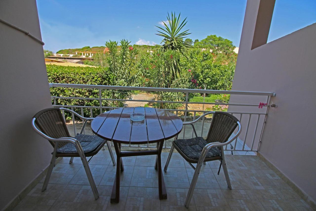 Santa Barbara Lakis Apartments Perivóli Kültér fotó
